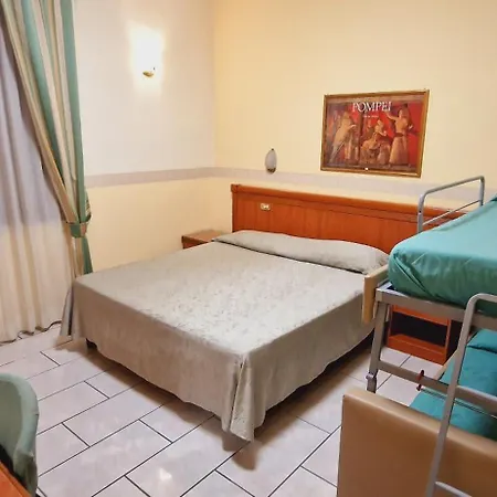 فندق Lento Melito di Napoli