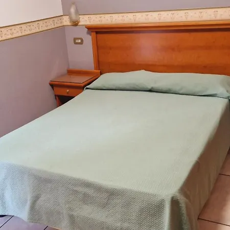 Lento ホテル Melito di Napoli